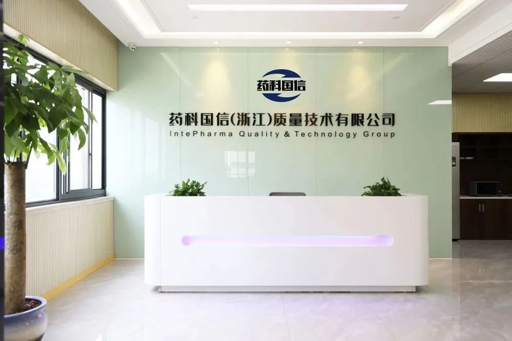 16708329666601383T5y.jpg 640 (3).jpg